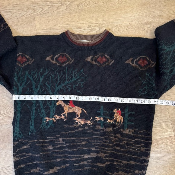 Vintage Astra Fox Hunt Dogs & Horse Equestrian Themed Knit Sweater Size Small - Picture 7 of 8